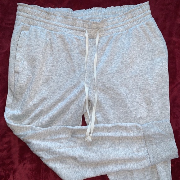 Xhilaration Pants - GREY SWEATS